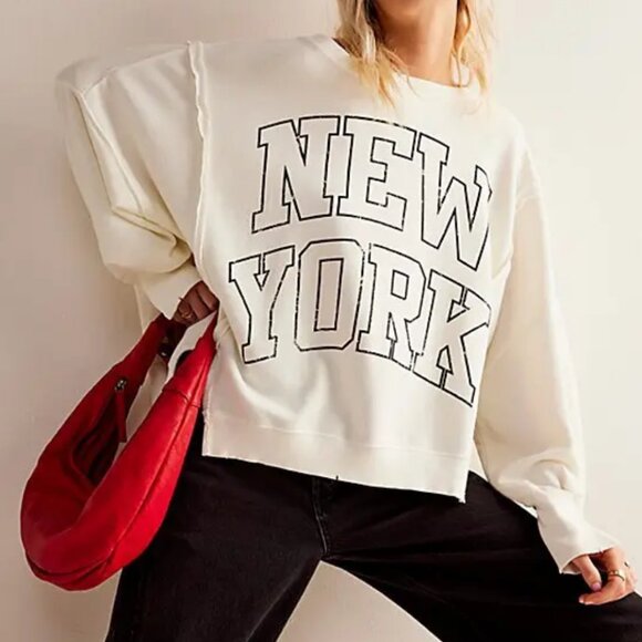 NWT Free People Graphic Camden Pullover in Cloud Combo New York - Picture 1 of 7